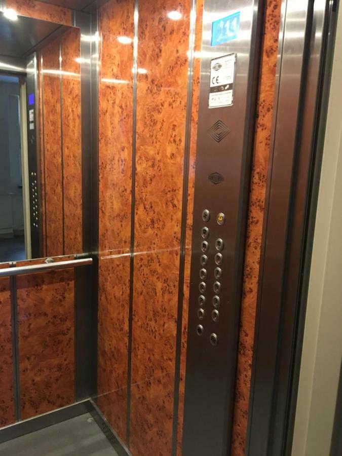 Apartament Emilia Lägenhet Warszawa Exteriör bild
