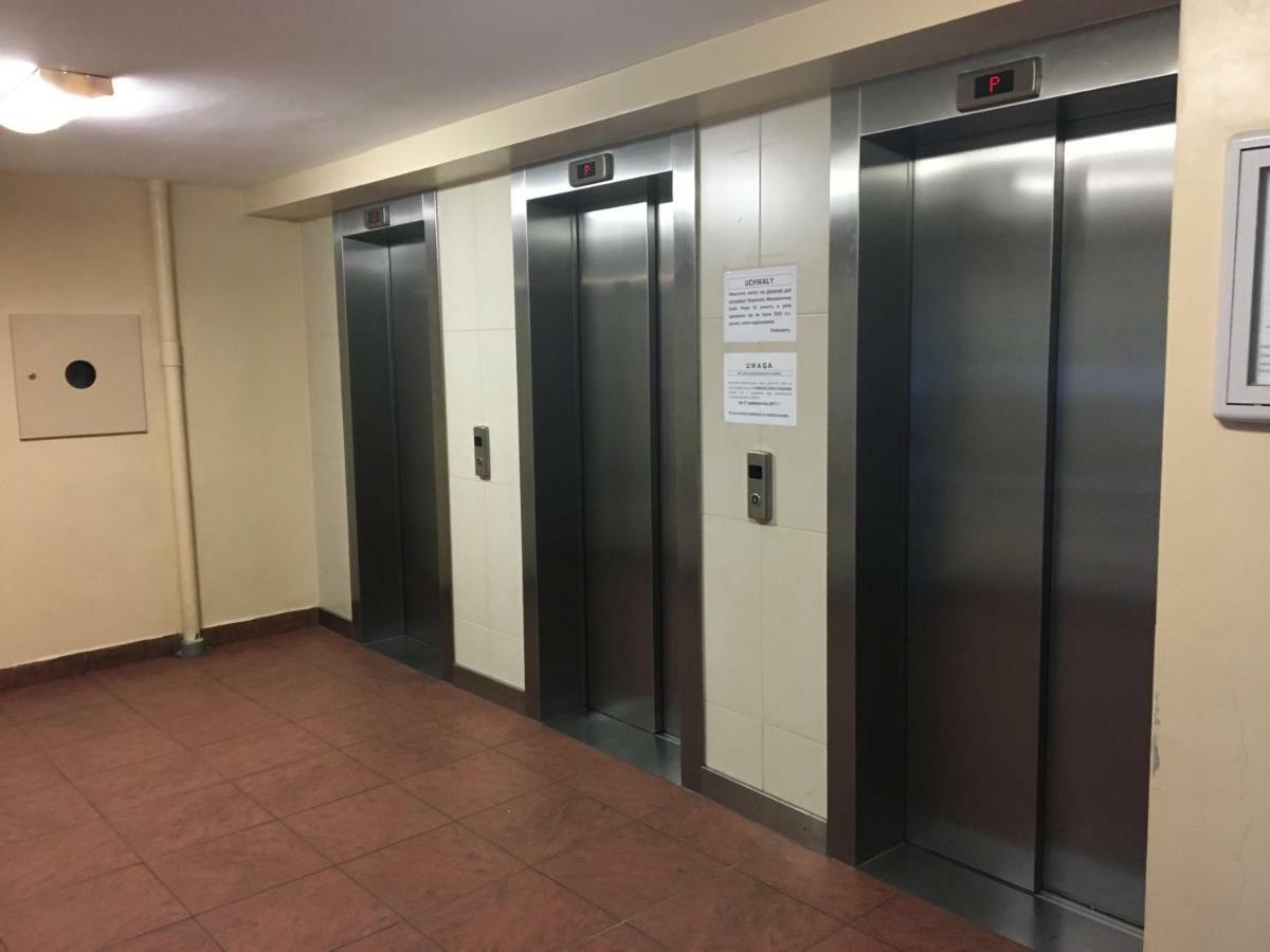 Apartament Emilia Lägenhet Warszawa Exteriör bild