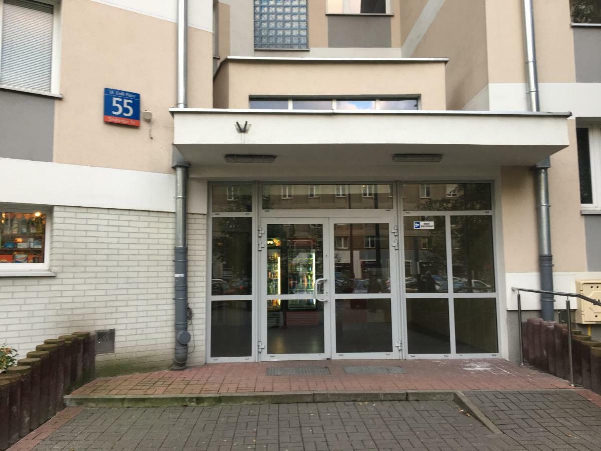 Apartament Emilia Lägenhet Warszawa Exteriör bild
