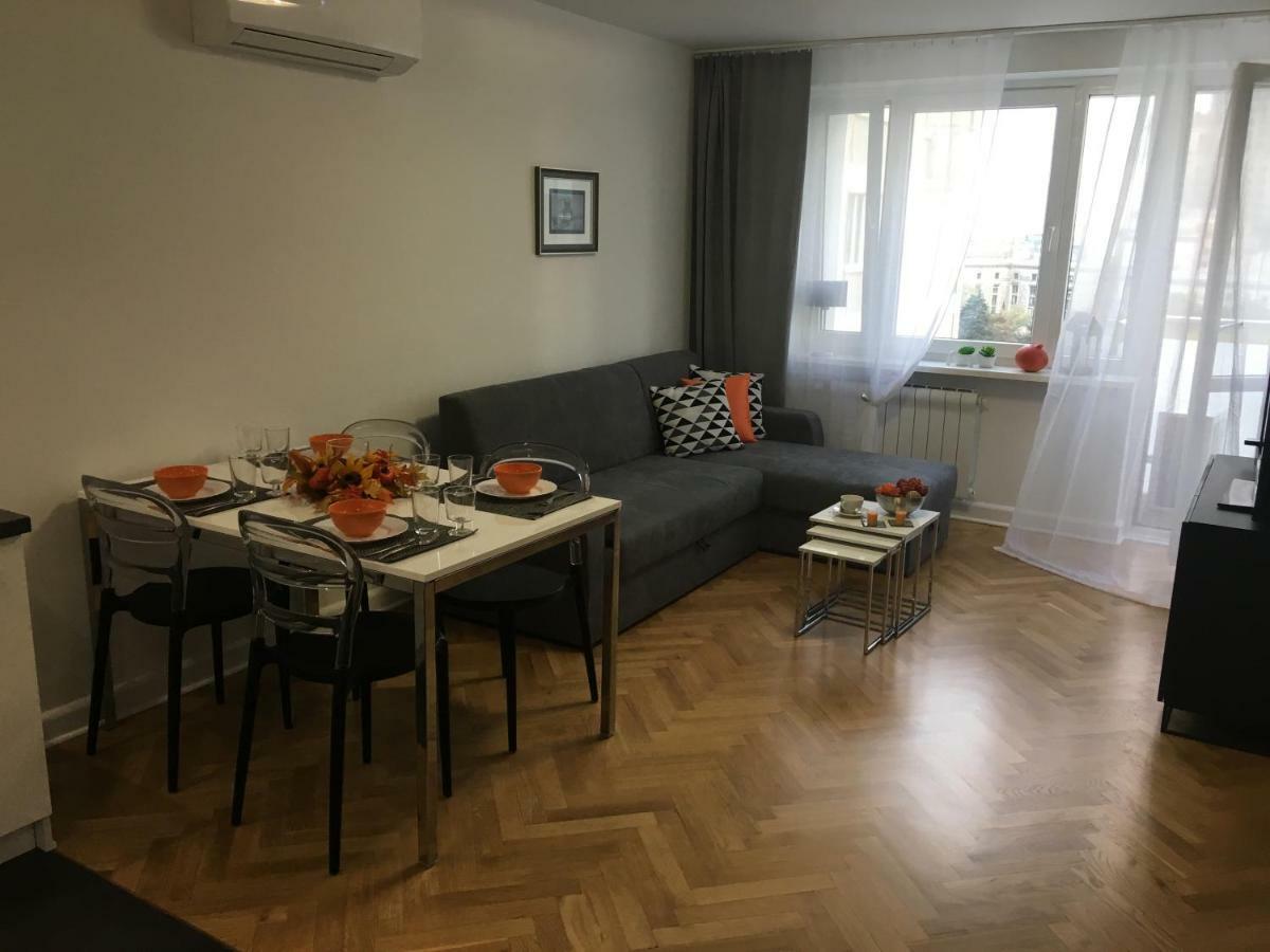 Apartament Emilia Lägenhet Warszawa Exteriör bild