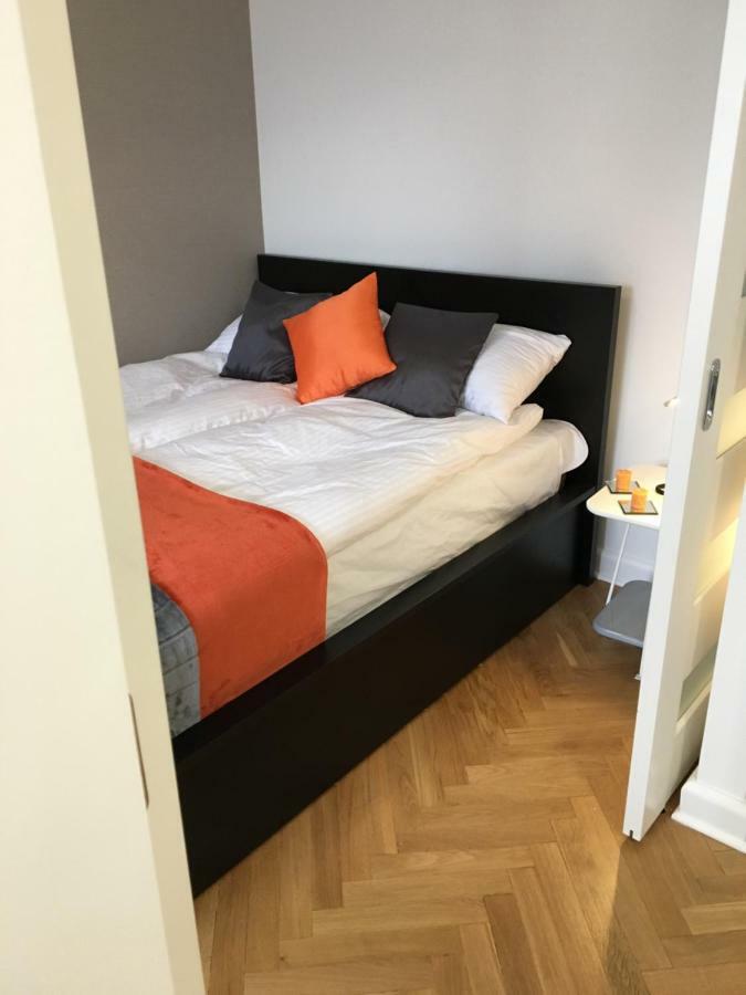 Apartament Emilia Lägenhet Warszawa Exteriör bild