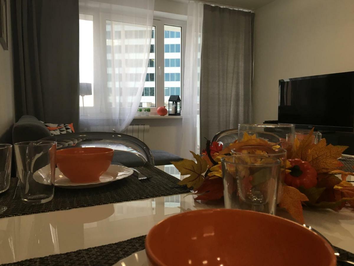 Apartament Emilia Lägenhet Warszawa Exteriör bild